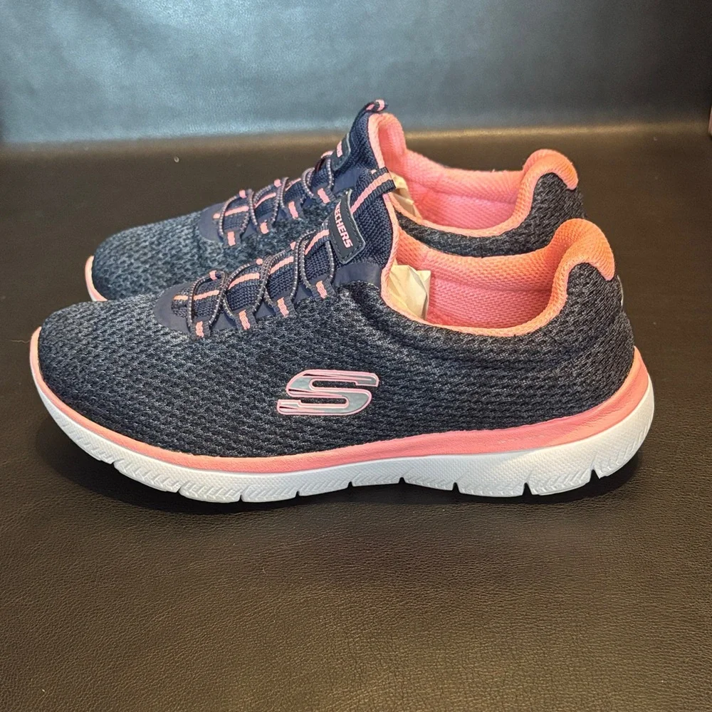 Skechers Summits Women's Navy and Pink Sneakers - Picture 2 of 9